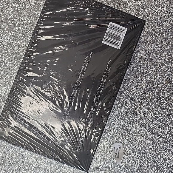 The Roselisa Smile ELITE Teeth Whitening Kit - Picture 2 of 3